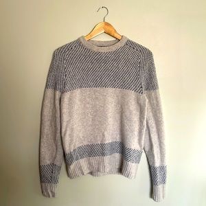 Levi’s Sweater